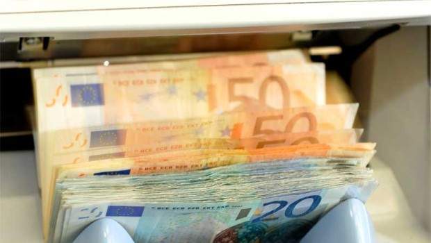 Μηνιαία δόση 50€ έκαστος για ζεύγος δανειοληπτών με οφειλές 250.000€ 7