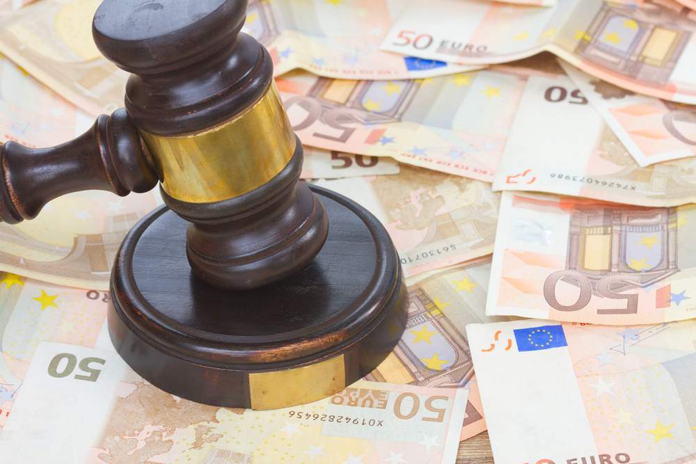 Μηνιαία δόση 100€ για δανειολήπτρια, από 380 € που ζητούσε η Τράπεζα 21